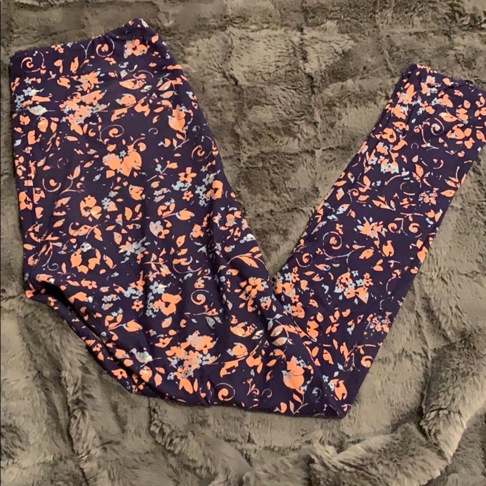 2/$10 Lularoe leggings